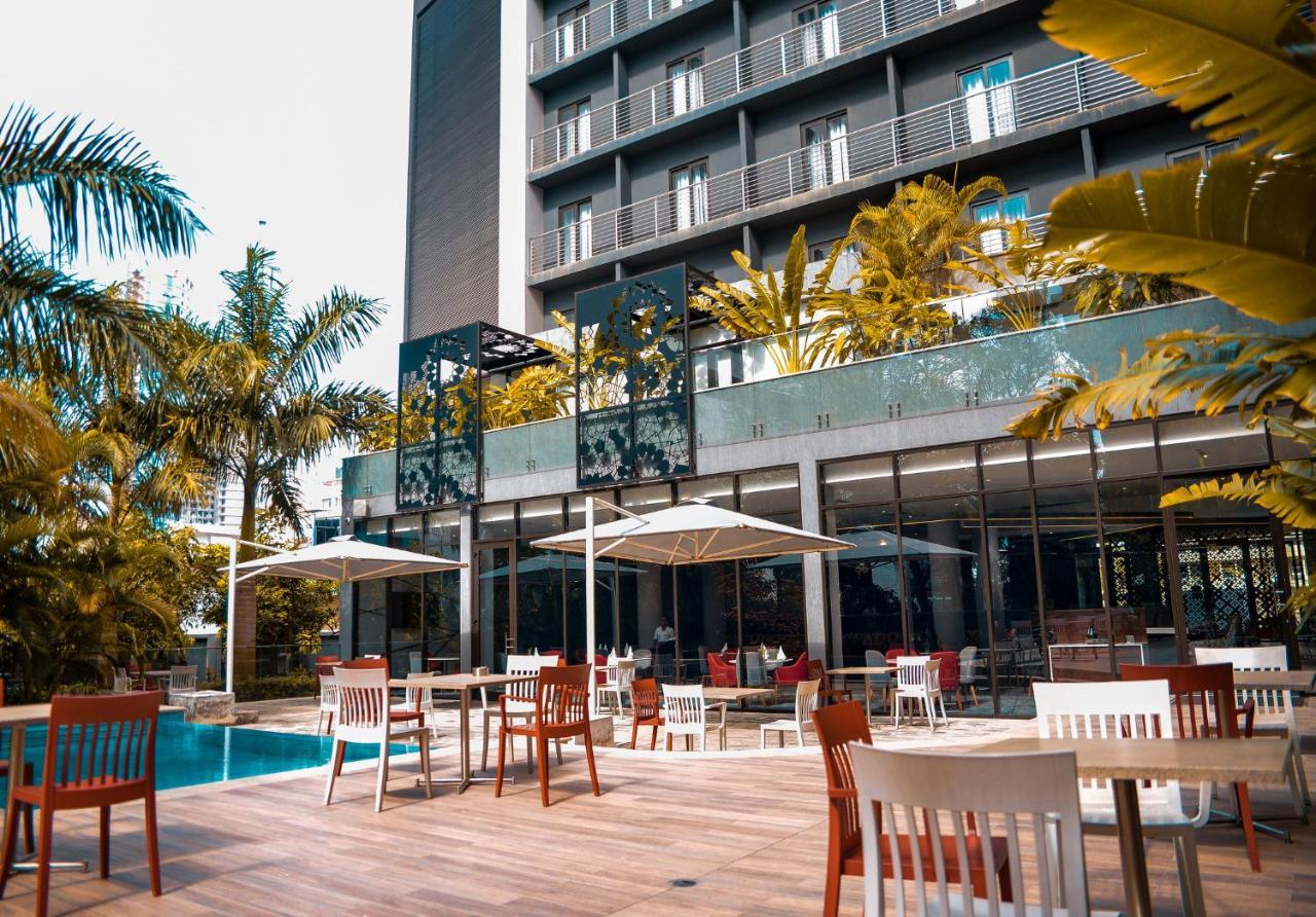 Hotel Crowne Plaza - Dar Es Salaam By Ihg Exterior foto