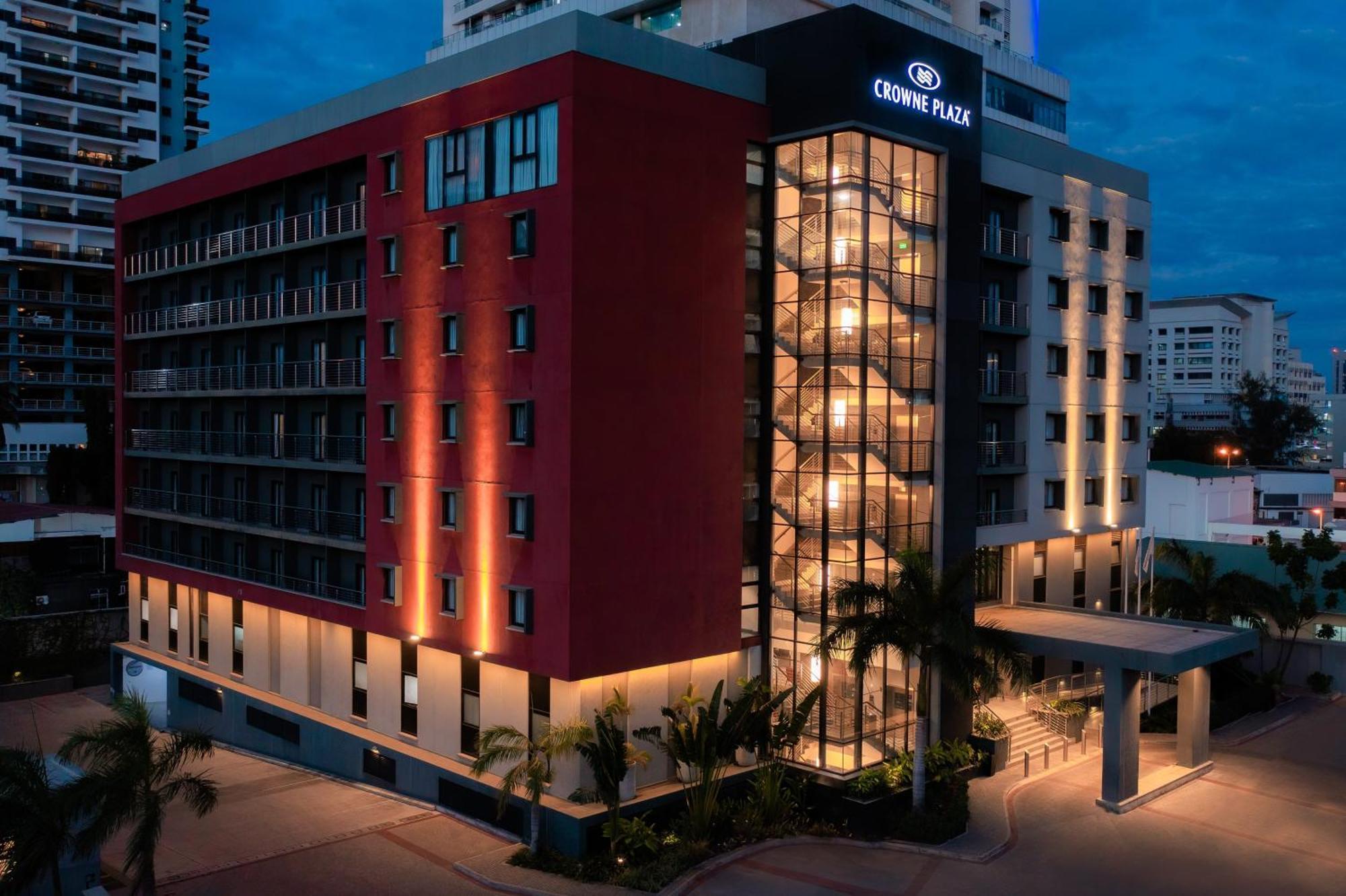 Hotel Crowne Plaza - Dar Es Salaam By Ihg Exterior foto