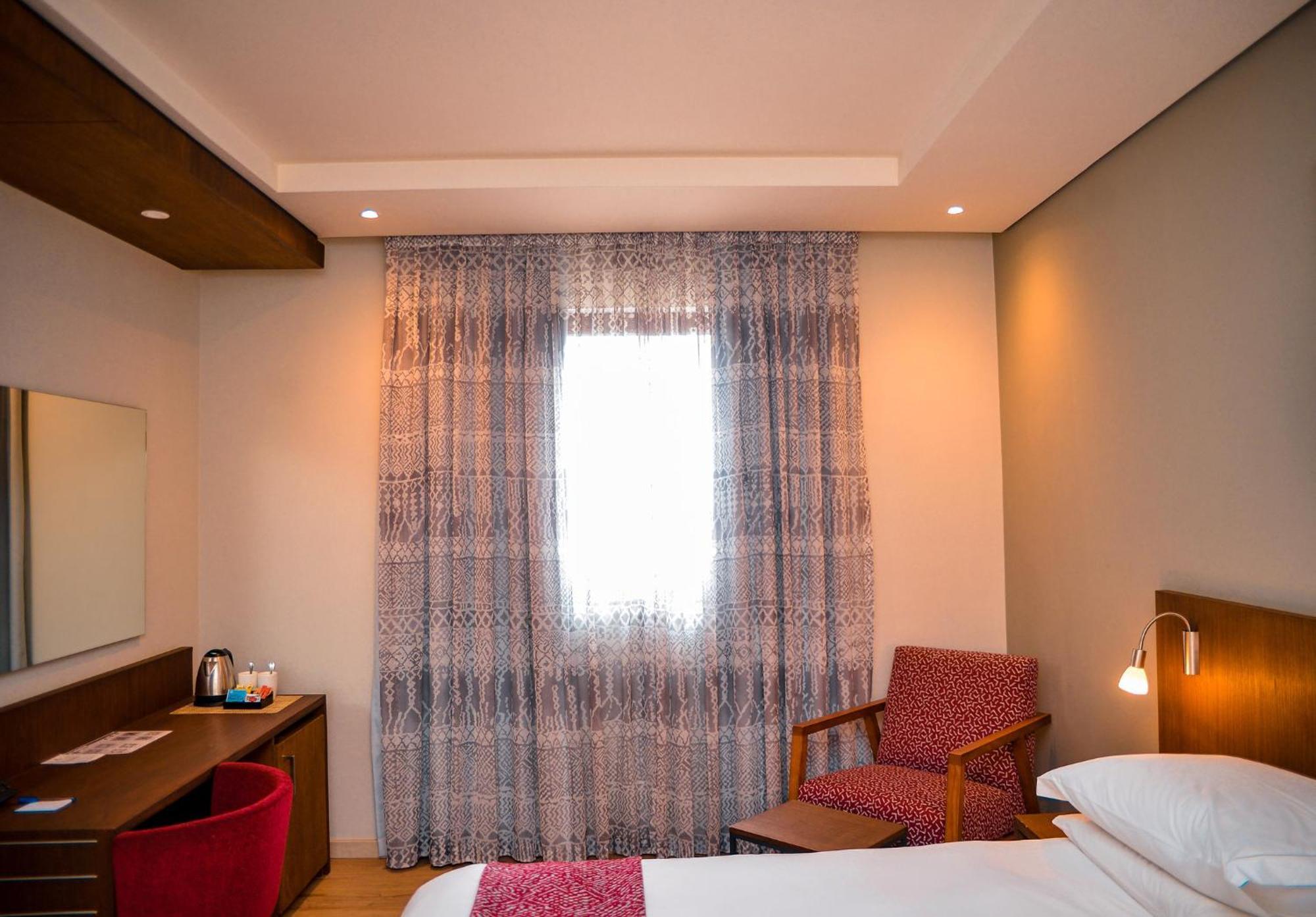 Hotel Crowne Plaza - Dar Es Salaam By Ihg Exterior foto